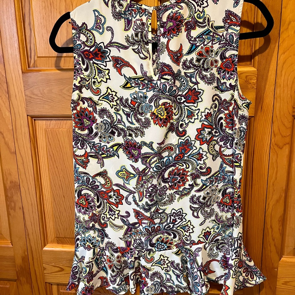 Banana Republic Sleeveless Paisley Blouse